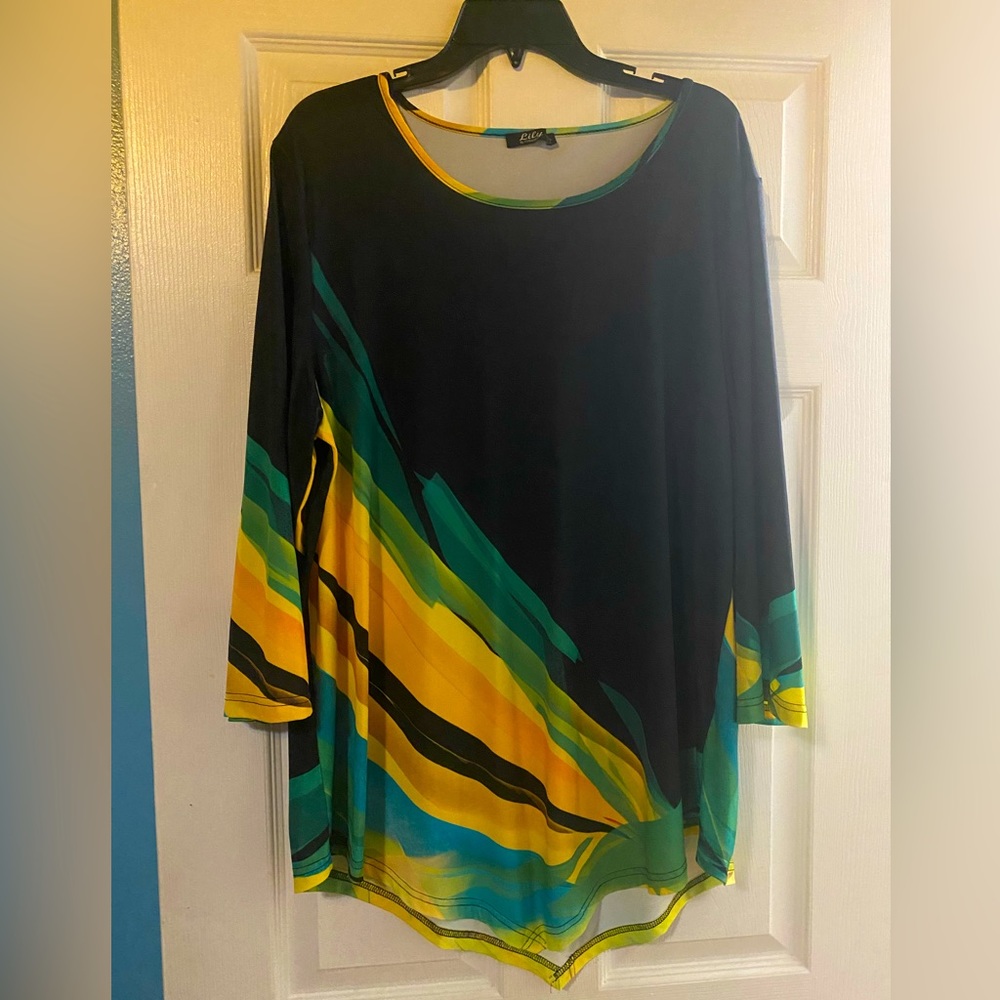 Zulily Black & Green Tunic